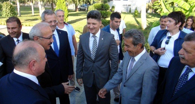 Bakan Elvan: "Terör Örgütlerinin Her Birinin İnlerine Teker Teker Giriyoruz, Girmeye Devam Edeceğiz"