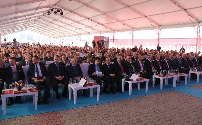 Bakan Özlü: "3d Yazıcıları Milli İmkanlarla Üretmemiz Önem Taşıyor"