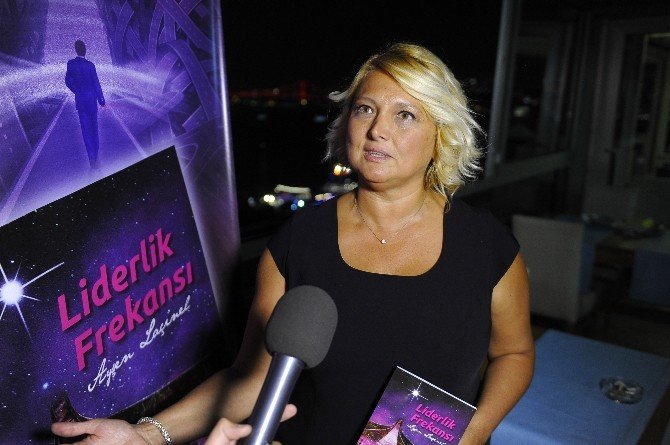 Laçinel: ’’Gençlere İlk Önce Kendilerini Tanımlarını, Kendi Yeteneklerini Fark Etmelerini Öneriyorum’’