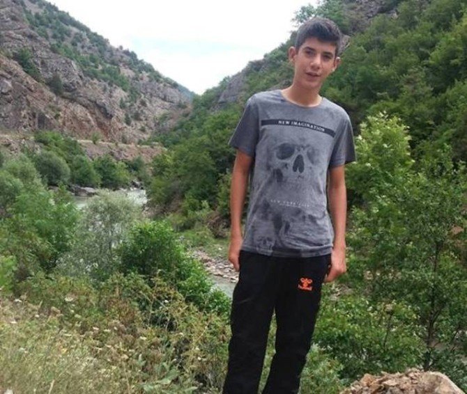 Ağır Yaralanan Motosiklet Sürücüsü Hayatını Kaybetti