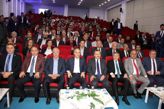 Bakan Kılıç: "İzlanda Karşısında En Az Bir Puan Bekliyoruz"