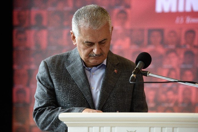 Başbakan Binali Yıldırım: "10 Asker, 8 Sivil Vatandaşımız Şehit"