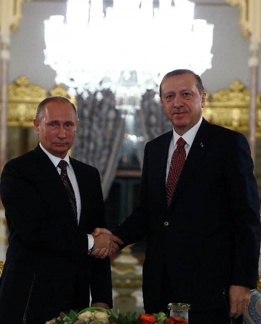 Cumhurbaşkanı Erdoğan İle Putin’in Görüşmesi Sona Erdi