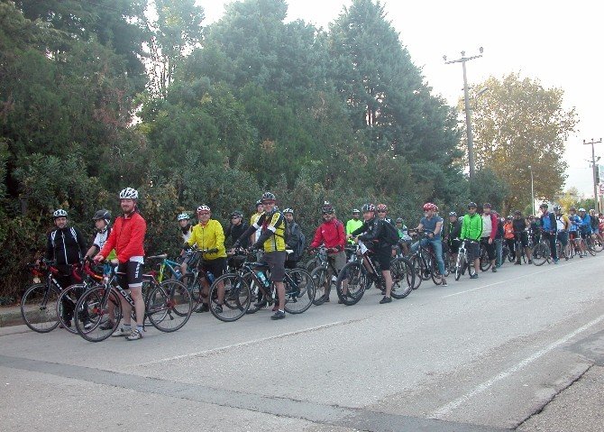 Bursalılar Artrit Hastalığı İçin Pedal Çevirdi