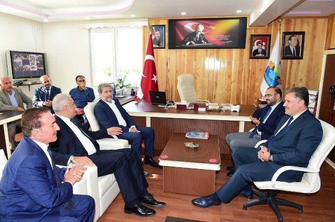 Ak Parti Malatya Milletvekili Nurettin Yaşar: