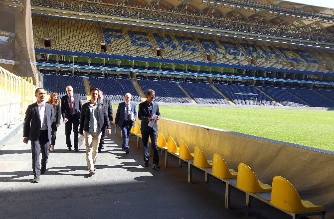 Manchester United Yetkilileri Ülker Stadyumu’nu Gezdi