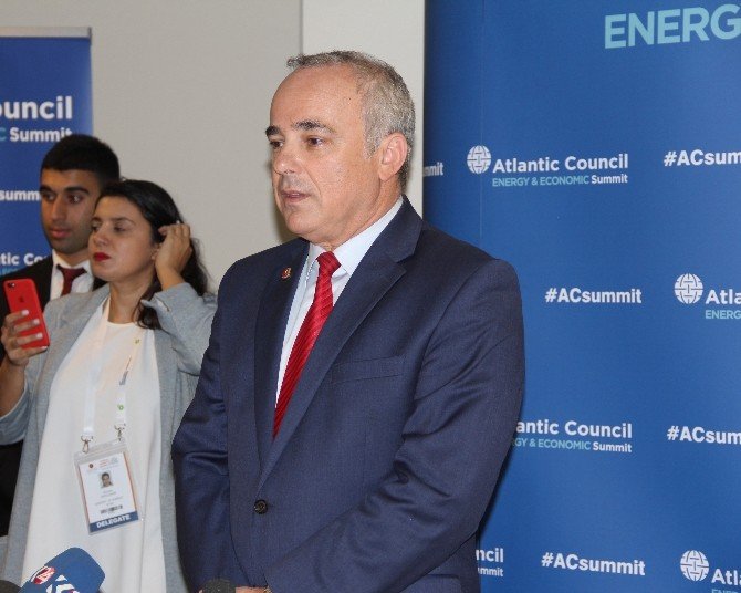 İsrail Enerji Bakanı Steinitz: "Burada Olduğum İçin Çok Mutluyum"