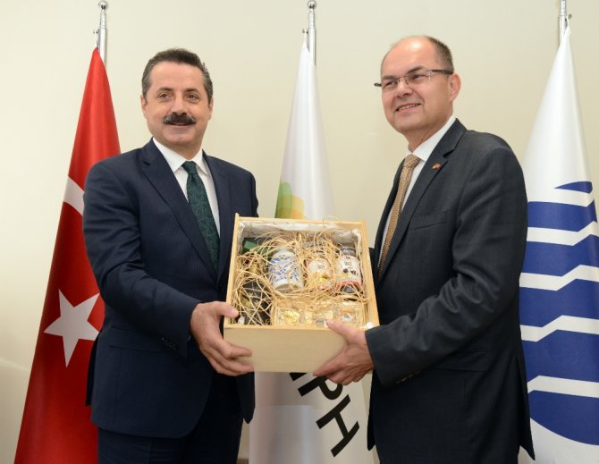 "Bataklık Durdukça Terörist Üremeye Devam Edecek"
