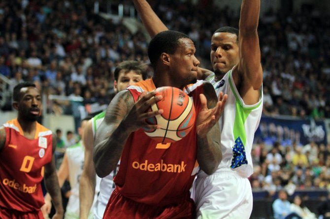 Galatasaray Odeabank Son Saniyede Yendi