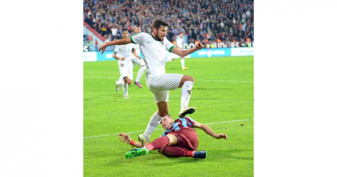 İlk Yarıda Gol Yok