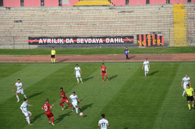Es Es Yarım Asırlık Evine Veda Etti