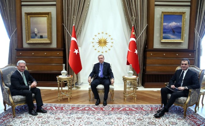 Alan Duncan Cumhurbaşkanlığı Külliyesinde