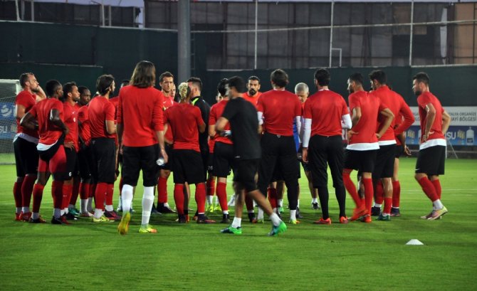 Antalyaspor Eto’suz Çalıştı