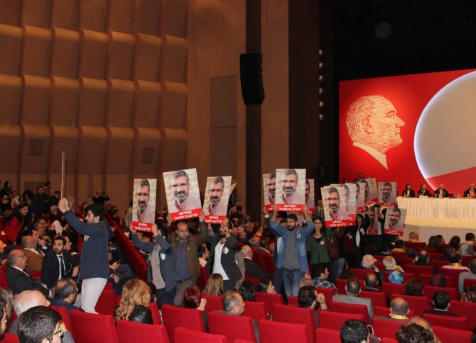 İstanbul Barosu Seçimlerinde "Tahir Elçi" Protestosu