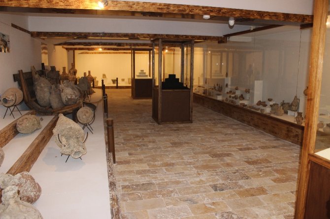 78 Yaşında Müze Kurdu: Müzede Yok Yok