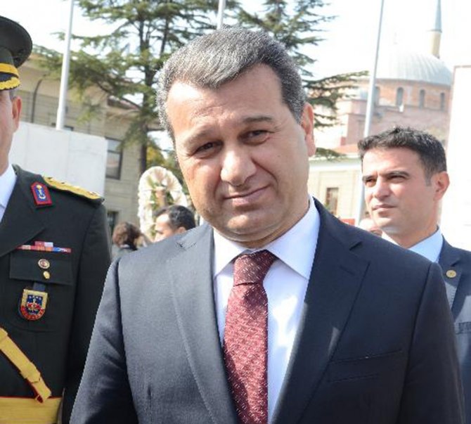 Eskişehir Valisi Çelik: "3 Deaş’lı Yakalandı"