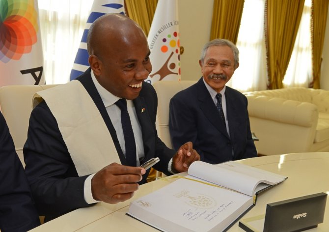 Madagaskar Milli Günü Expo’da Kutlandı