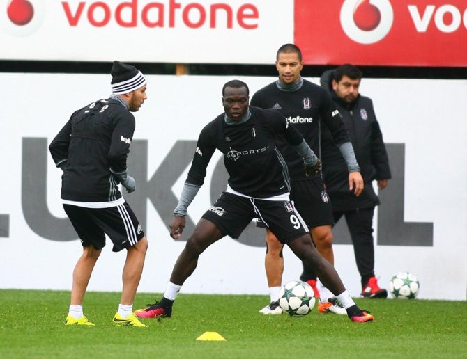 Beşiktaş, Napoli Maçı Hazırlıklarına Başladı