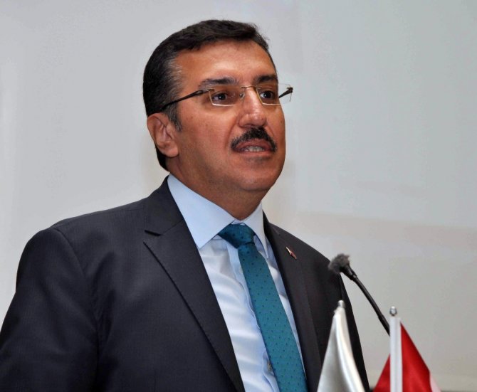 Bakan Tüfenkçi’den Esnafa Fetö Uyarısı