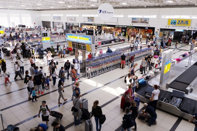 Sadece Havayolunda 10 Aylık Kayıp 4,5 Milyon Turist