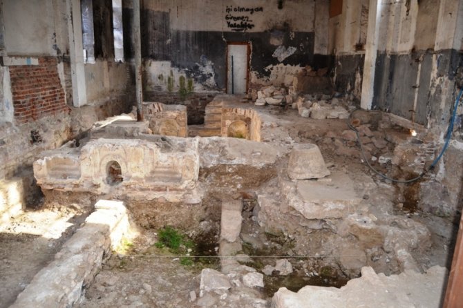 Ayazma Kilisesi’ne İlk Kazma Vuruldu