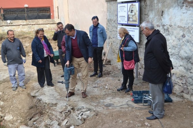 Ayazma Kilisesi’ne İlk Kazma Vuruldu