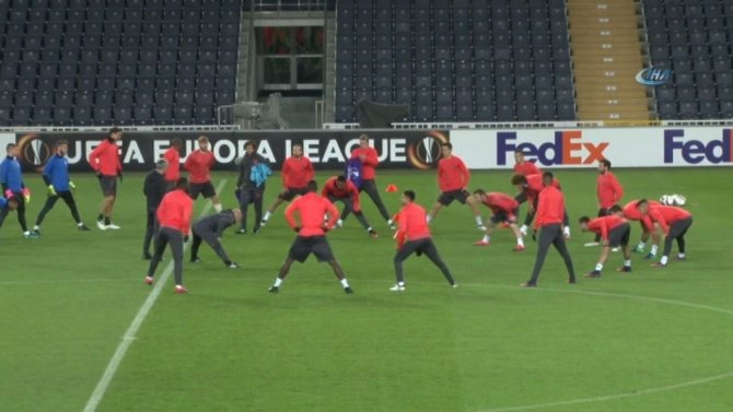 Manchester United, Fenerbahçe Maçına Hazır