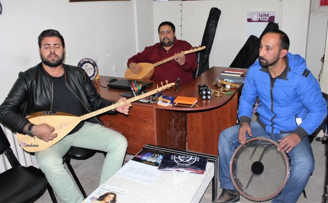 Neşet Ertaş’ın Memleketinde Bağlama Üretilmiyor