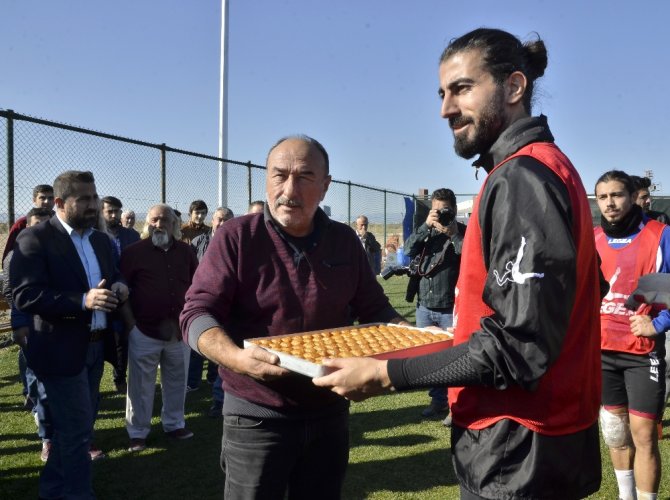 İlk Antrenmanına Çıktı