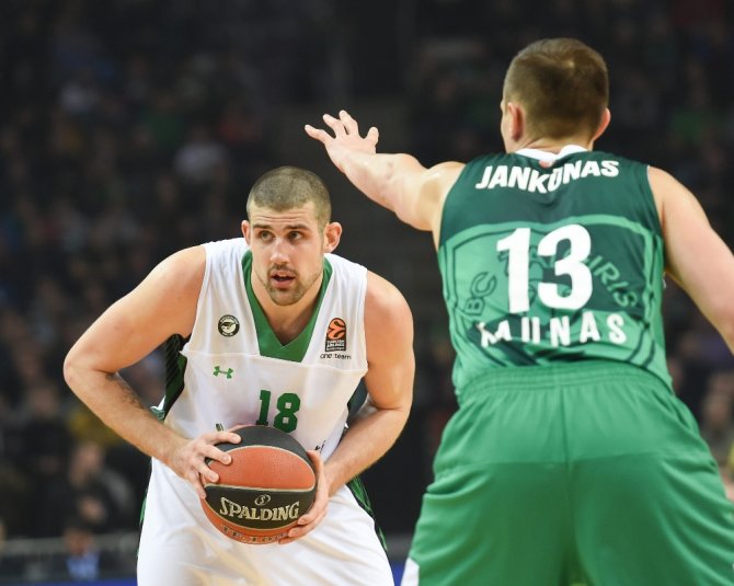 Darüşşafaka Doğuş, Deplasmanda Kazandı