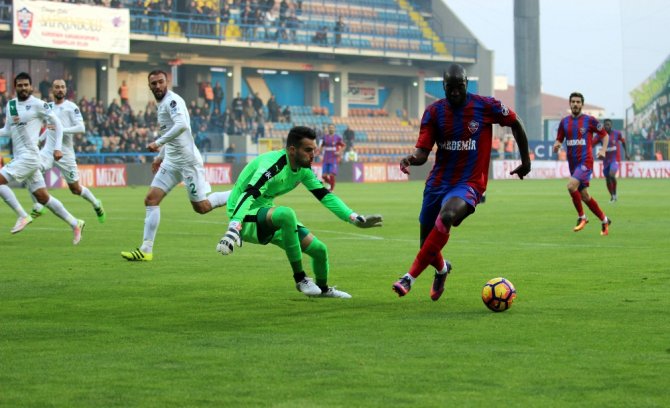 Karabük’te İlk Yarı Gol Yok