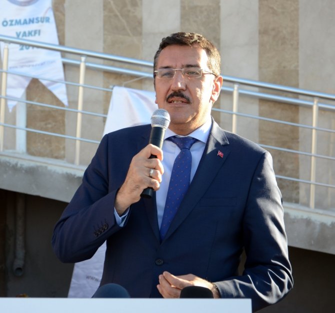 Açılışa Bakan Da Katıldı