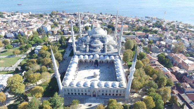Restorasyonu Tamamlanan Sultanahmet Camii Havadan Görüntülendi