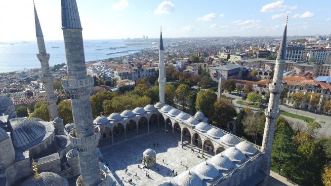 Restorasyonu Tamamlanan Sultanahmet Camii Havadan Görüntülendi