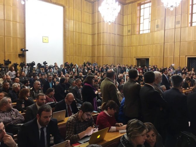 Hdp Meclis Grubuna ’Büyükelçi’ İlgisi