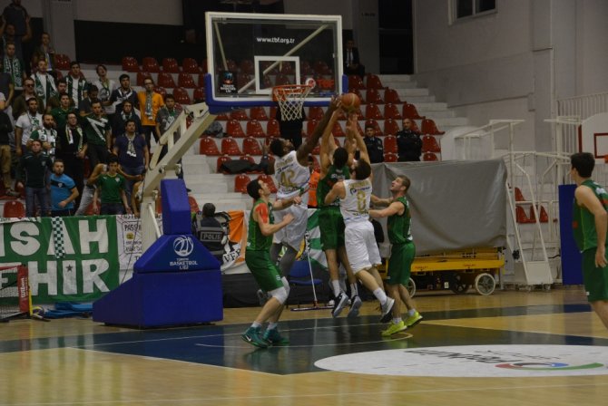 3. Mağlubiyetini Aldı