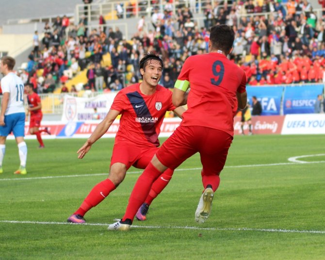 Altınordu U19, Çek Ekibini Yendi