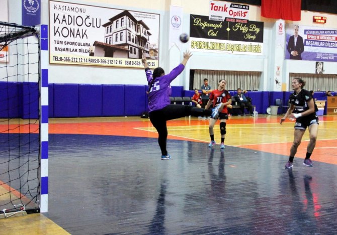Kastamonu Belediyespor Konuk Ekibi Yendi