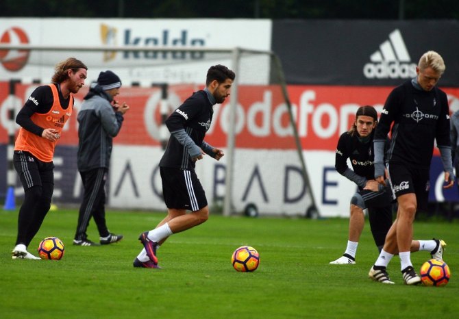 Beşiktaş 9 Eksikle Çalıştı