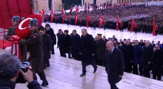 Devletin Zirvesi Anıtkabir’de