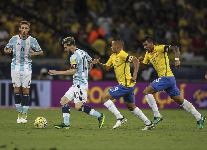 Neymar’dan Messi’ye Geçit Yok!