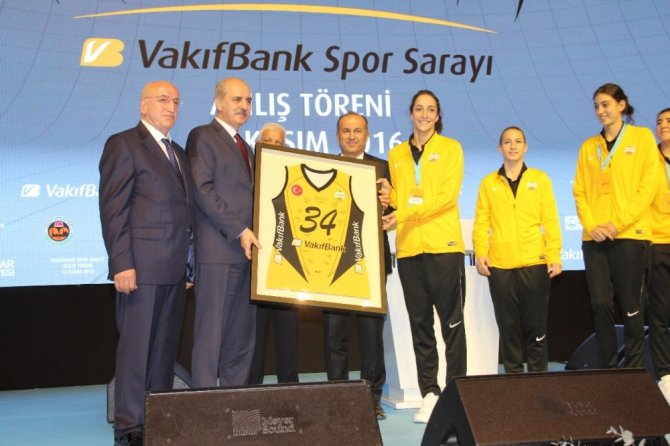 Vakıfbank Spor Sarayı Açıldı