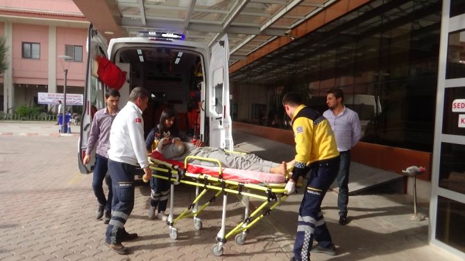 Azez’de Bombalı Araçla İntihar Saldırısı