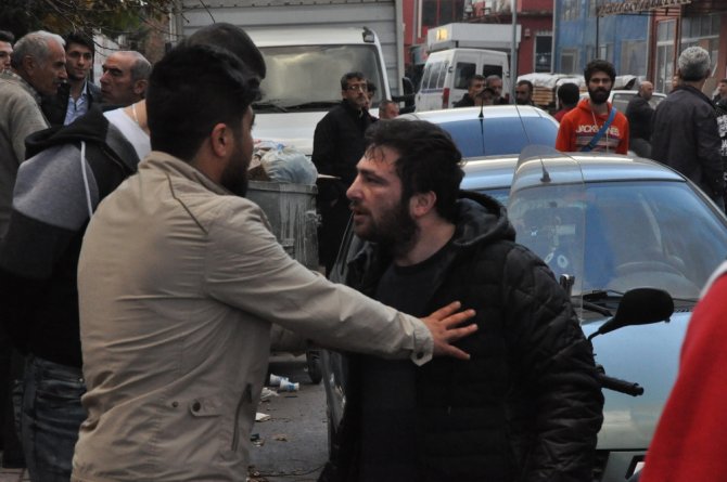 Taraftarlar Hakem Odasına Girmeye Çalıştı!