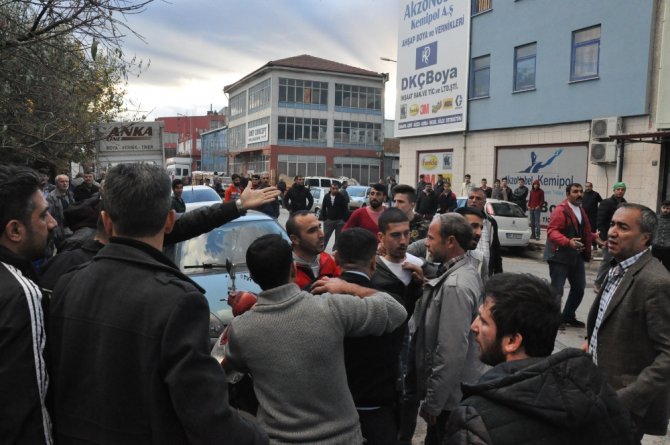 Taraftarlar Hakem Odasına Girmeye Çalıştı!