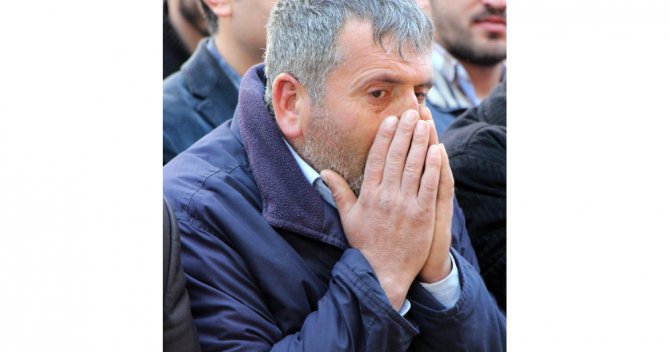 Sarılarak Öldüler, Yan Yana Defnedildiler