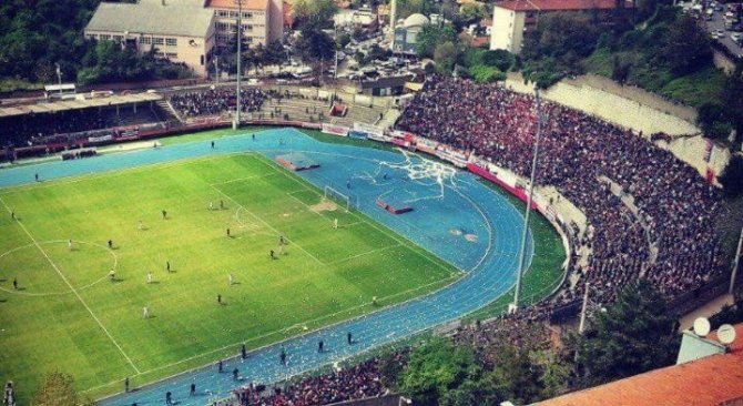 Taraftar Ortalaması Çoğu Süper Lig Takımının Üzerinde Ama...