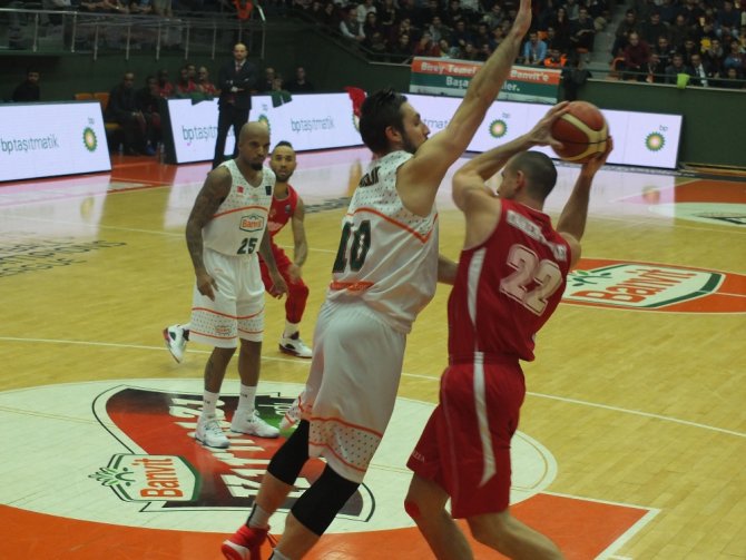 Banvit Monaco’ya Şans Tanımadı