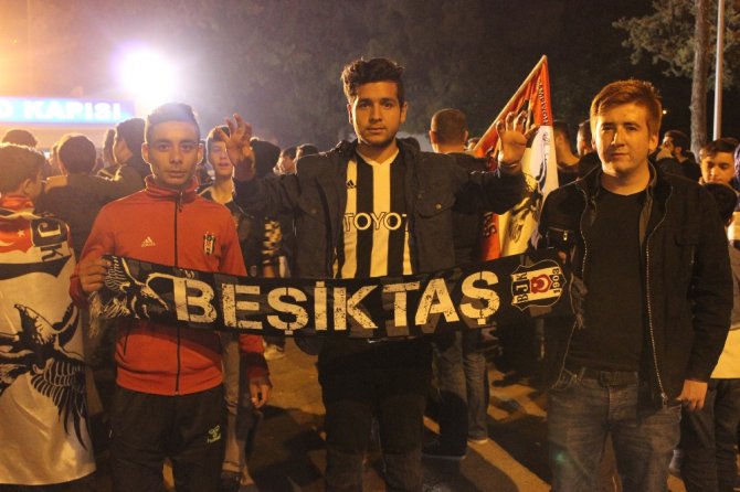 Beşiktaş Kafilesi Adana’da