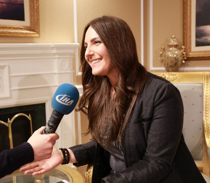 Ressam Zeynep Yazıcı O Videoyu Anlattı